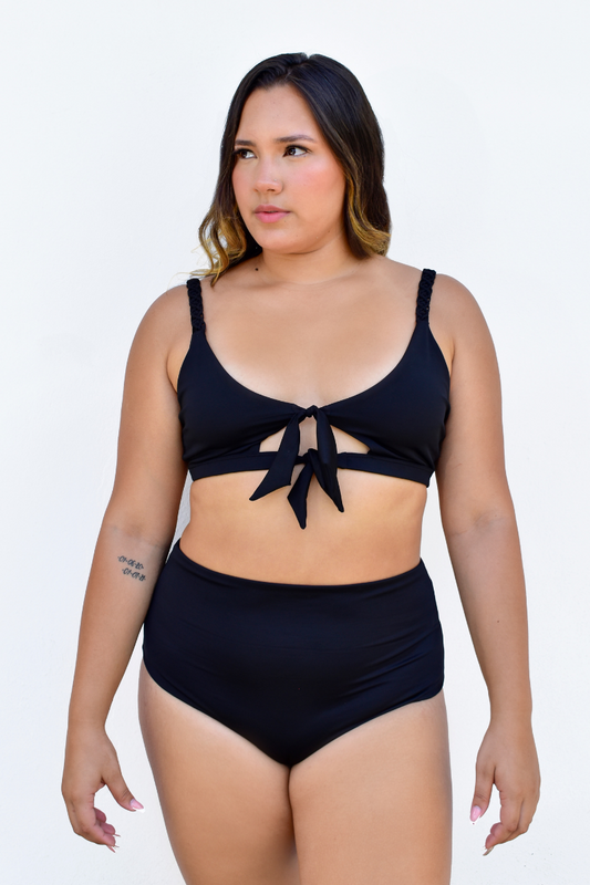 Bikini Lea: Panty Control, Top Con Ajuste Y Tejido Artesanal